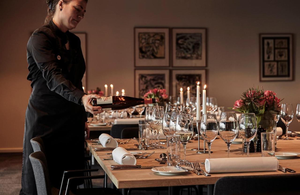 Hotel Comwell Kongebrogaarden à Middelfart Extérieur photo