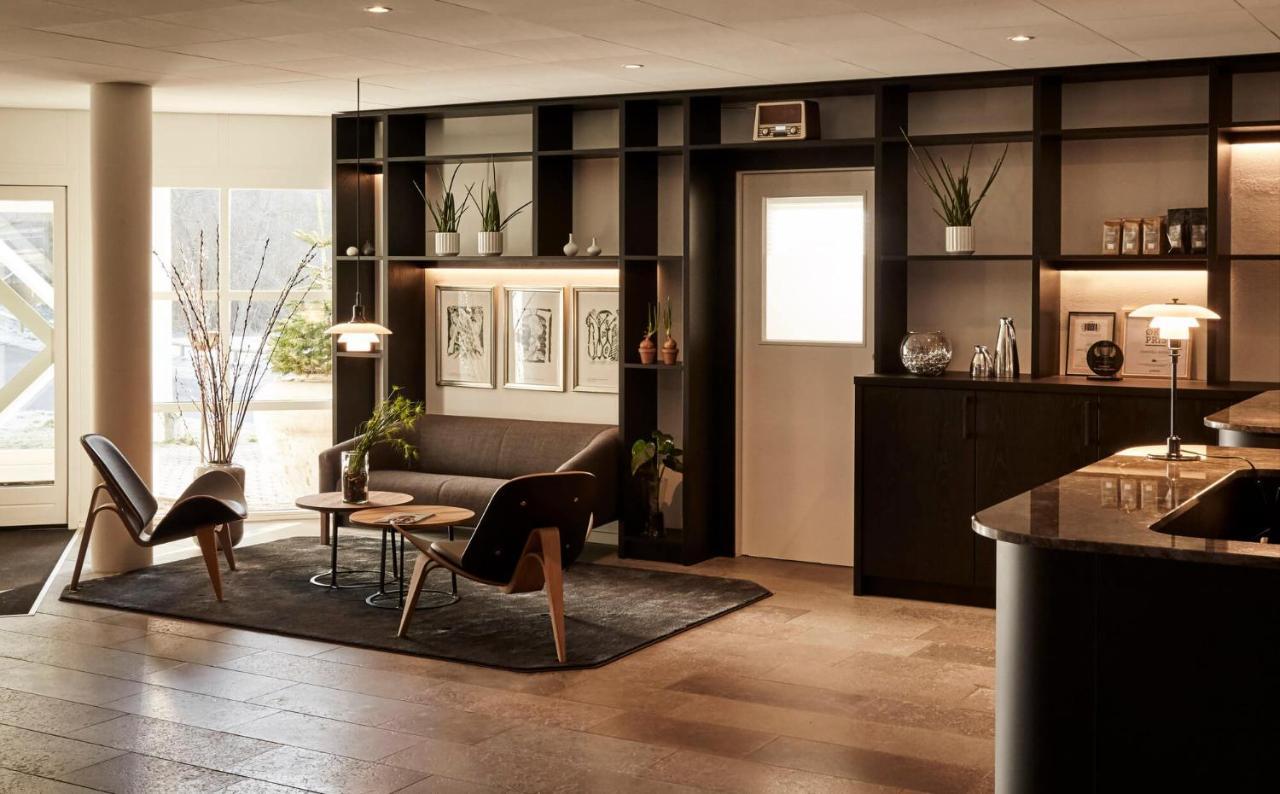 Hotel Comwell Kongebrogaarden à Middelfart Extérieur photo